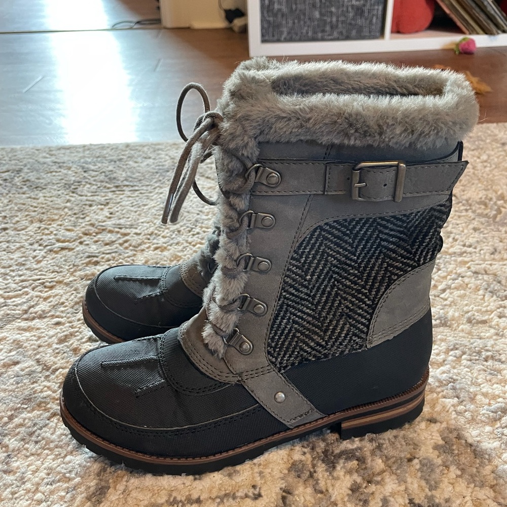 HauteLook women’s snow boots